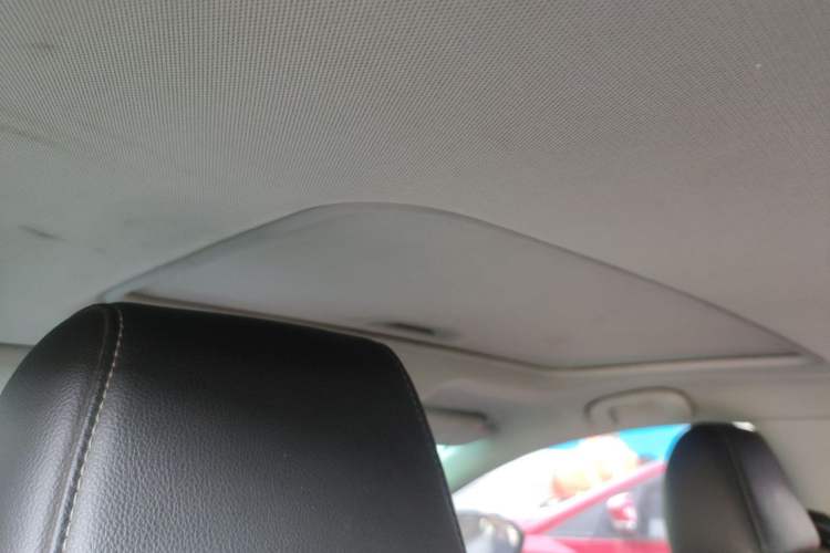 Used Buick GT 2019 18T Automatic Connected Elite Model China VI Standard Headliner