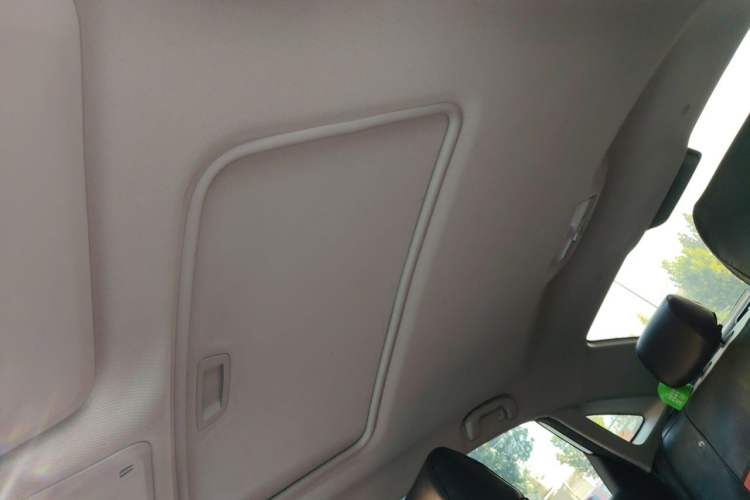 Used Buick GT 2019 18T Automatic Connected Flagship Version China VI Standard Headliner