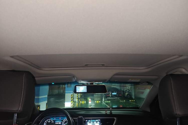 Used Buick GT 2019 18T Automatic Connected Elite Model China VI Standard Headliner