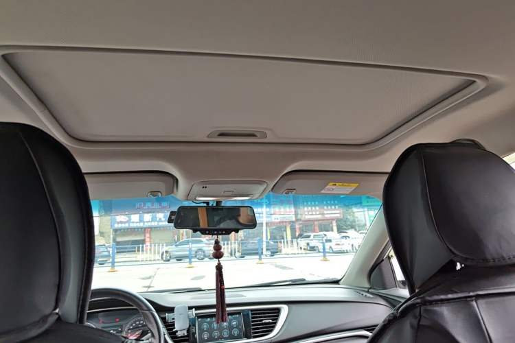Used Buick GT 2019 18T Automatic Connected Elite Model China VI Standard Headliner