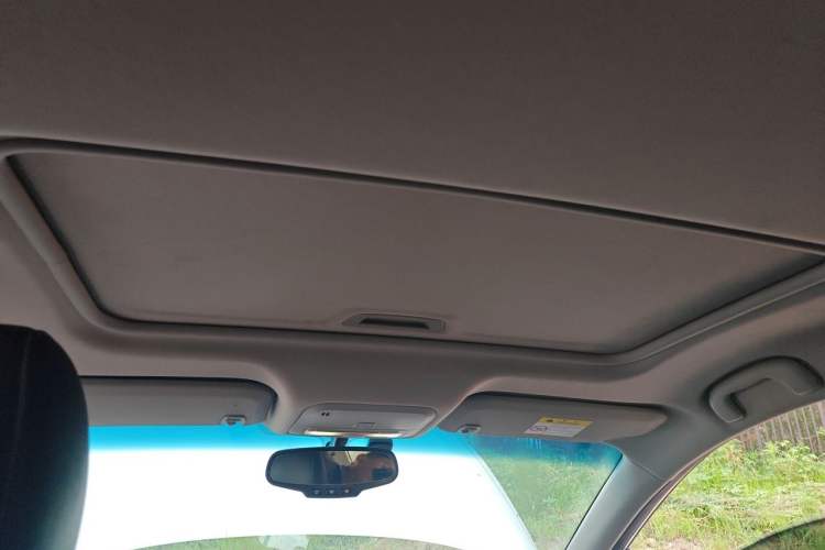 Used Buick GT 2019 18T Automatic Connected Elite Model China VI Standard Headliner