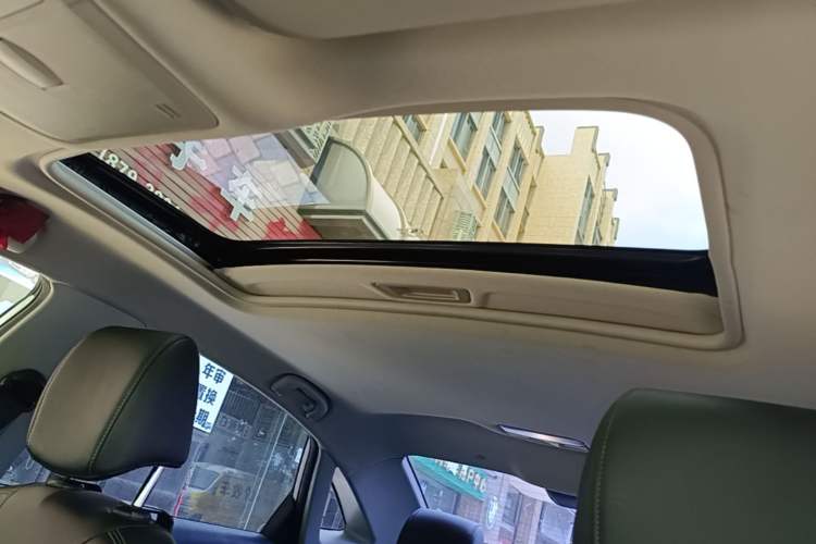 Used Buick GT 2019 18T Automatic Connected Elite Model China VI Standard Headliner