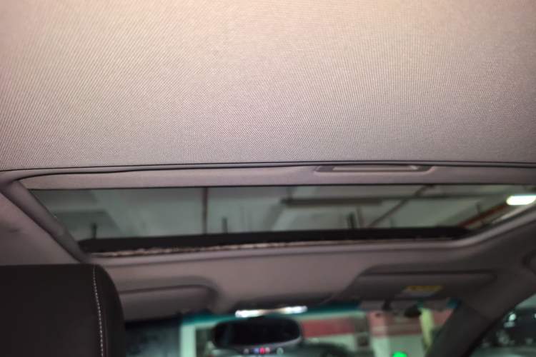 Used Buick GT 2019 18T Automatic Connected Elite Model China VI Standard Headliner