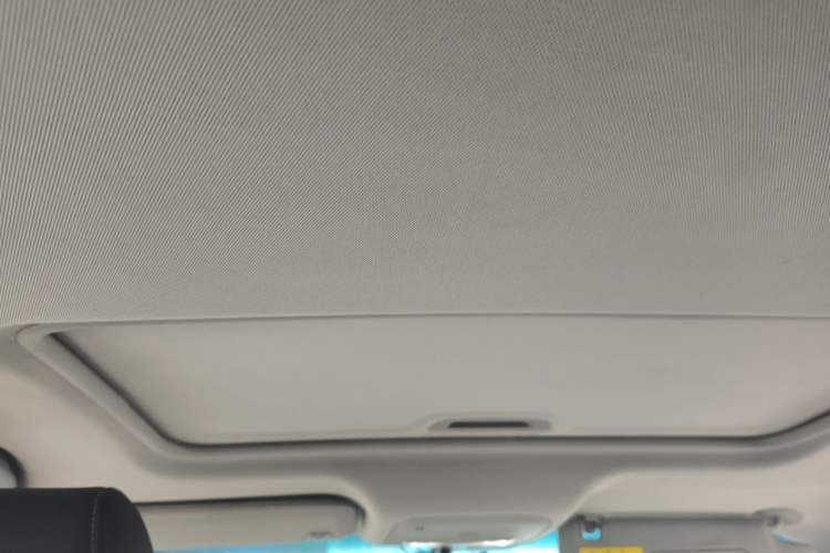 Used Buick GT 2019 18T Automatic Connected Elite Model China VI Standard Headliner