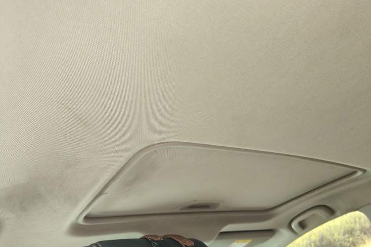 Used Buick GT 2019 18T Automatic Connected Elite Model China VI Standard Headliner
