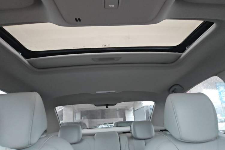 Used Buick GT 2019 15T Dual-Clutch Connected Elite Version China V Standard Headliner