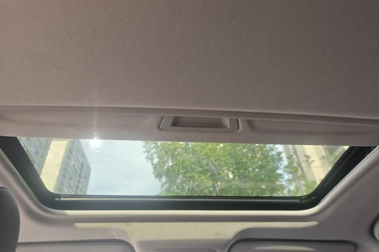 Used Buick GT 2019 18T Automatic Connected Elite Model China VI Standard Headliner