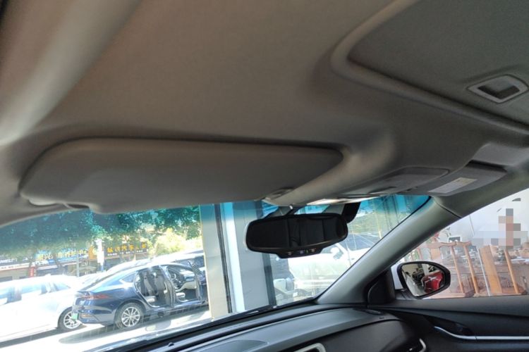 Used Buick GT 2019 18T Automatic Connected Elite Model China VI Standard Headliner