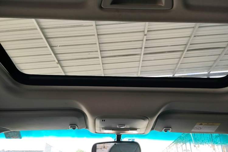 Used Buick GT 2019 18T Automatic Connected Elite Model China VI Standard Headliner