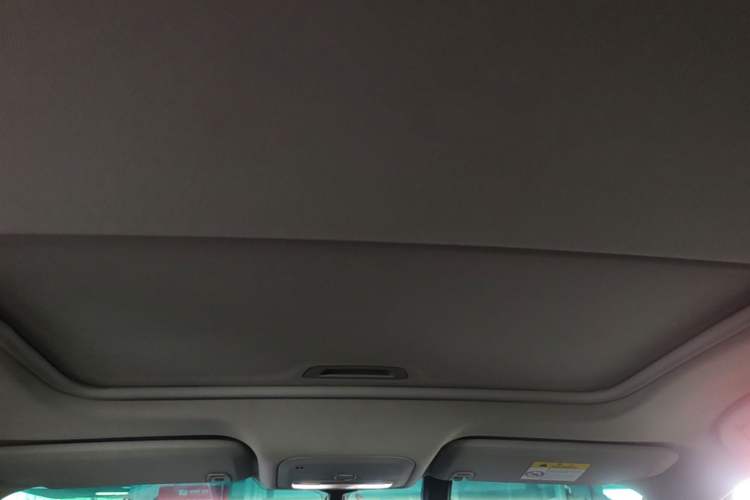 Used Buick GT 2019 18T Automatic Connected Elite Model China VI Standard Headliner