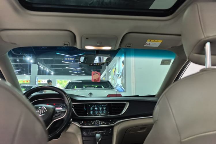 Used Buick GT 2019 15T Dual-Clutch Connected Elite Model China VI Headliner