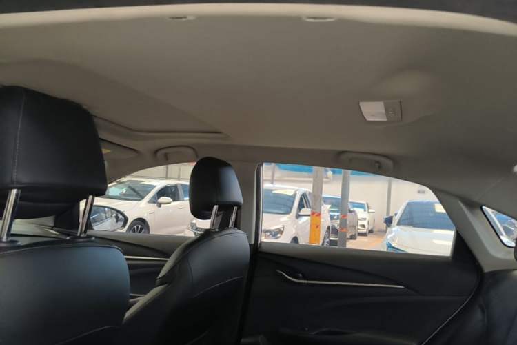 Used Buick GT 2019 18T Automatic Connected Elite Model China VI Standard Headliner