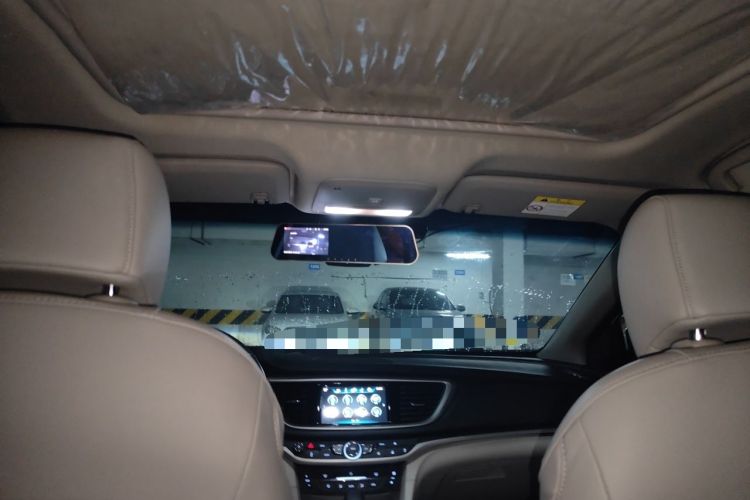 Used Buick GT 2019 15T Dual-Clutch Connected Elite Model China VI Headliner