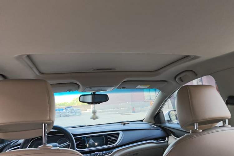 Used Buick GT 2019 15T Dual-Clutch Connected Elite Model China VI Headliner