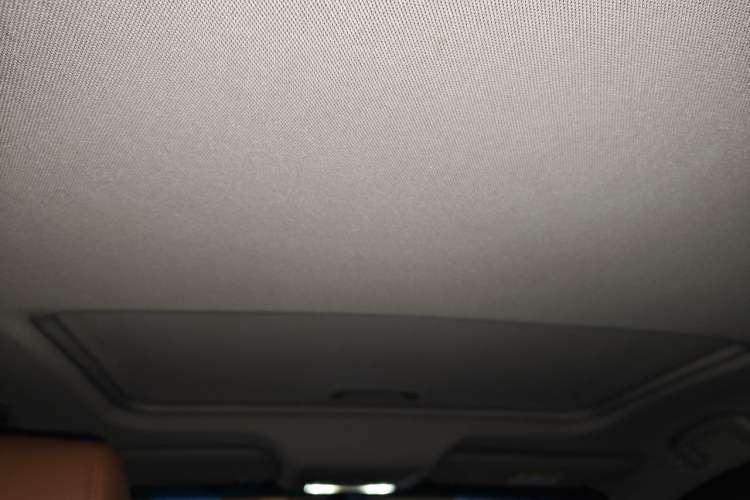 Used Buick GT 2019 18T Automatic Connected Flagship Version China VI Standard Headliner