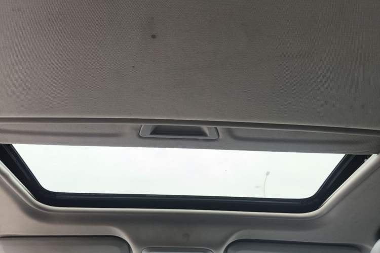 Used Buick GT 2019 18T Automatic Connected Elite Model China VI Standard Headliner