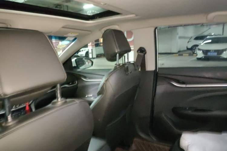 Used Buick GT 2019 18T Automatic Connected Elite Model China VI Standard Headliner