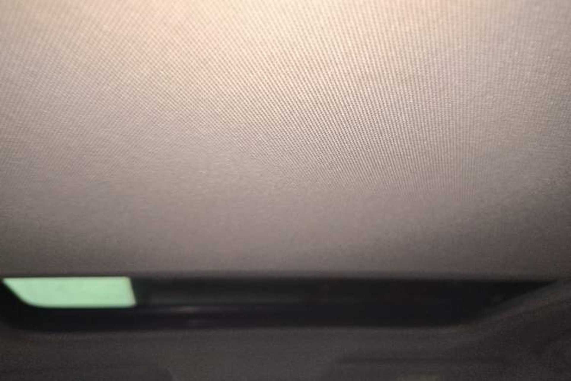Used Buick GT 2019 15T Dual-Clutch Connected Elite Model China VI Headliner