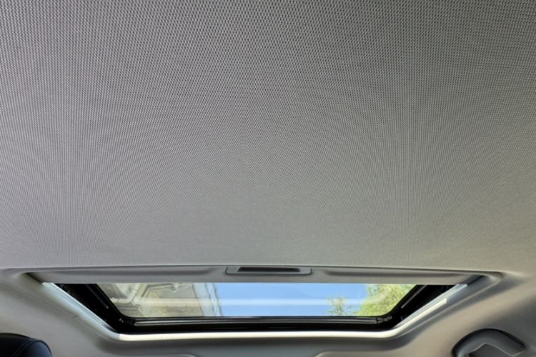 Used Buick GT 2019 18T Automatic Connected Elite Model China VI Standard Headliner