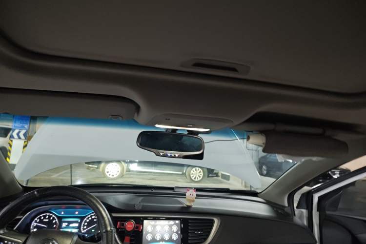 Used Buick GT 2019 18T Automatic Connected Elite Model China VI Standard Headliner