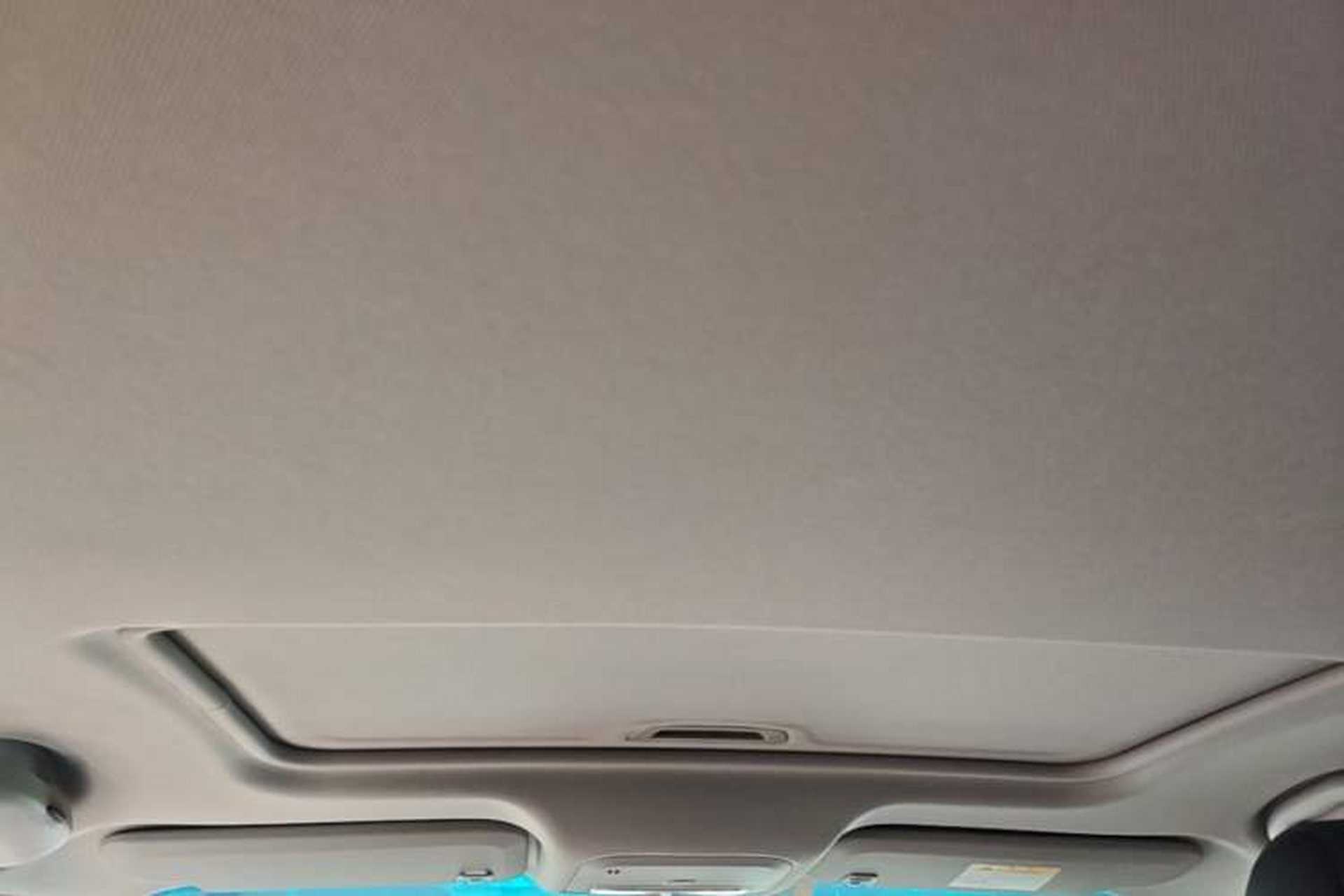 Used Buick GT 2019 18T Automatic Connected Elite Model China VI Standard Headliner