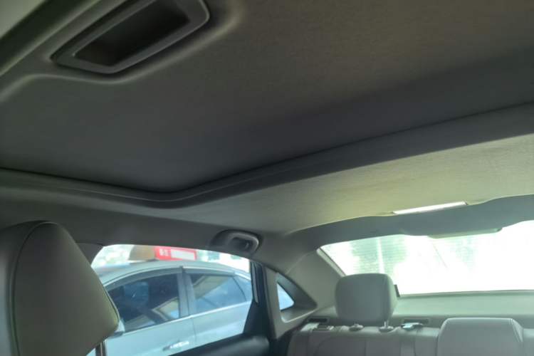 Used Buick GT 2019 15T Manual Elite Version China VI Standard Headliner