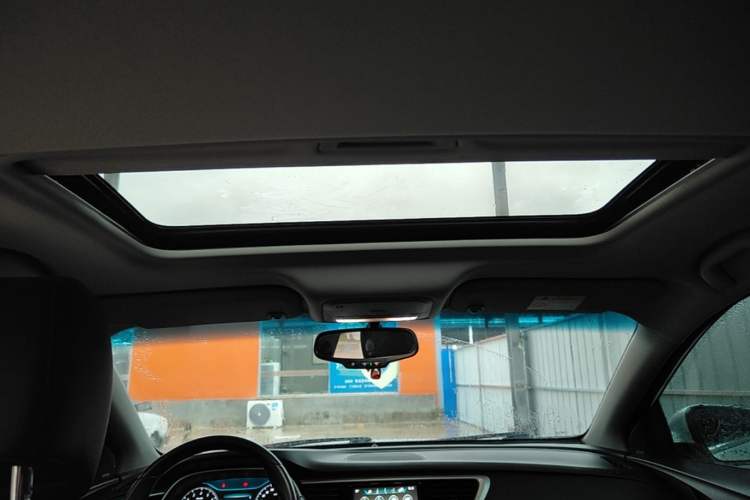 Used Buick GT 2019 18T Automatic Connected Elite Model China V Standard Headliner