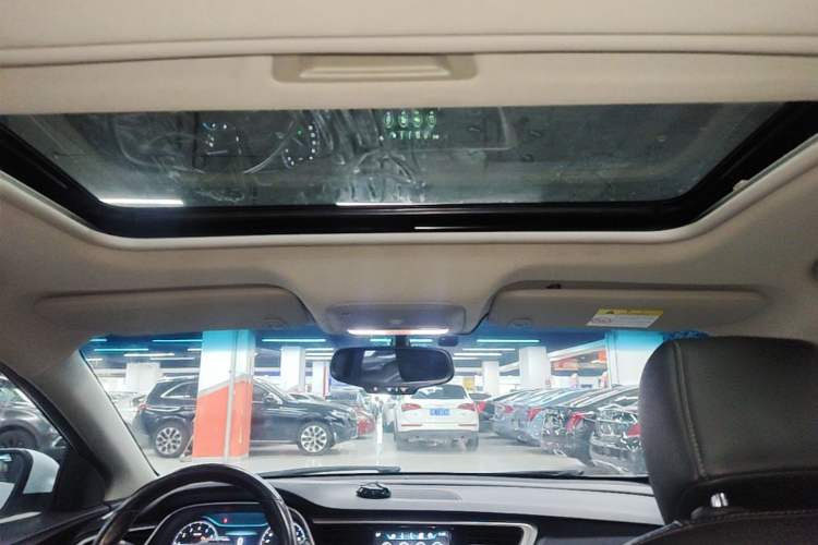 Used Buick GT 2019 18T Automatic Connected Elite Model China VI Standard Headliner