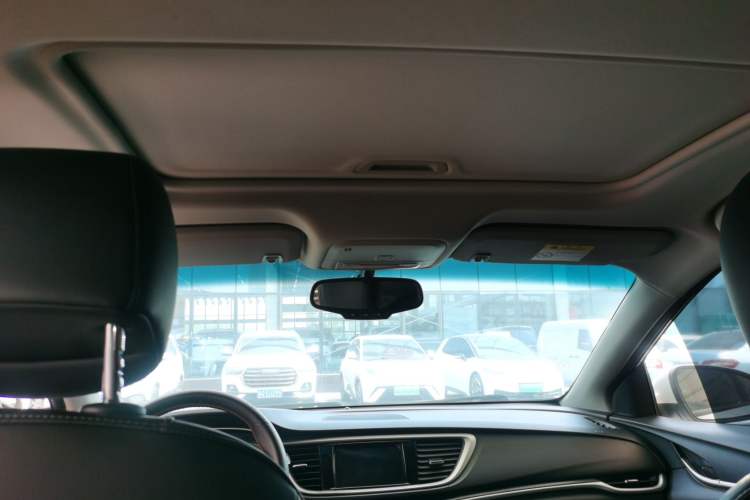 Used Buick GT 2019 18T Automatic Connected Elite Model China VI Standard Headliner