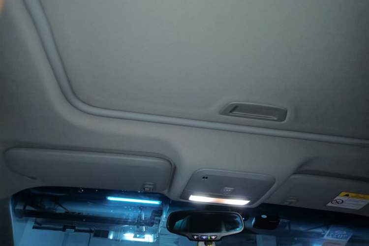 Used Buick GT 2019 18T Automatic Connected Flagship Version China VI Standard Headliner