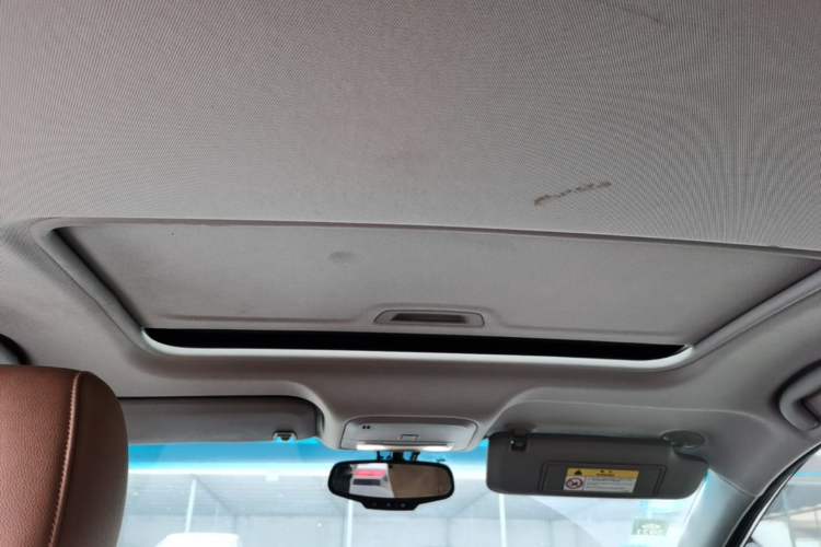 Used Buick GT 2019 18T Automatic Connected Flagship Version China VI Standard Headliner