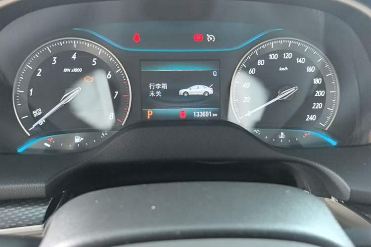 Used Buick GT 2019 15T Dual-Clutch Connected Elite Model China VI Instrument Cluster