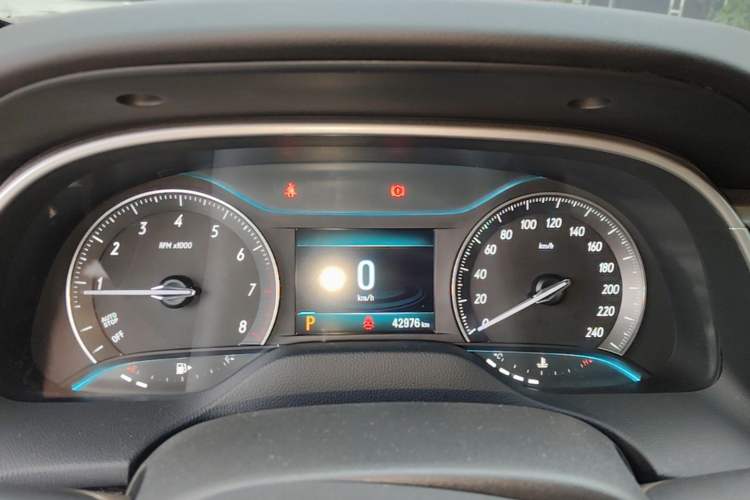 Used Buick GT 2019 15T Dual-Clutch Connected Elite Model China VI Instrument Cluster