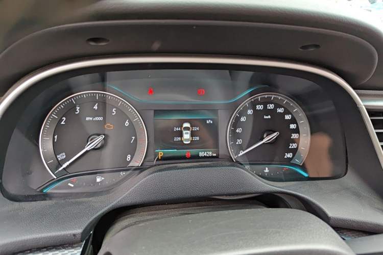 Used Buick GT 2019 18T Automatic Connected Elite Model China VI Standard Instrument Cluster