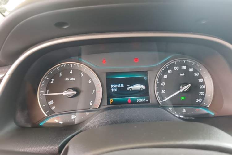 Used Buick GT 2019 15T Dual-Clutch Connected Elite Model China VI Instrument Cluster