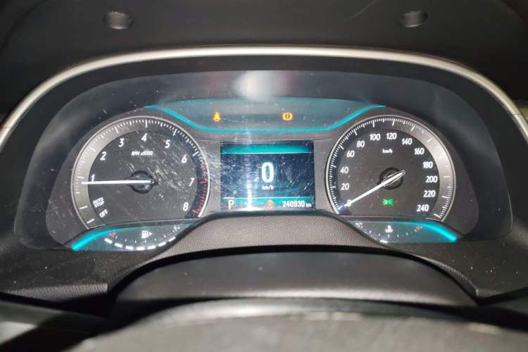 Used Buick GT 2019 15T Dual-Clutch Connected Elite Model China VI Instrument Cluster
