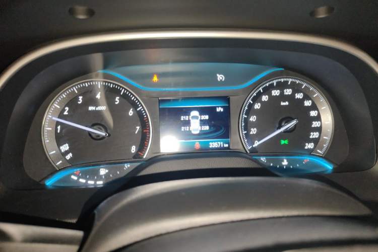 Used Buick GT 2019 15T Dual-Clutch Connected Elite Model China VI Instrument Cluster