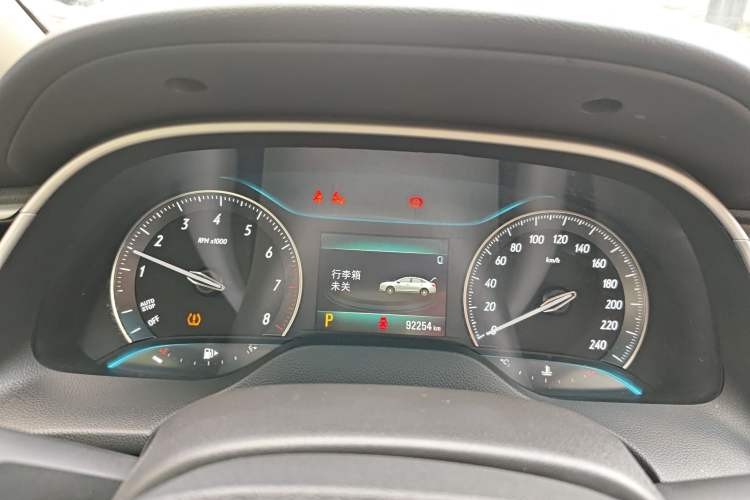 Used Buick GT 2019 15T Dual-Clutch Connected Elite Model China VI Instrument Cluster