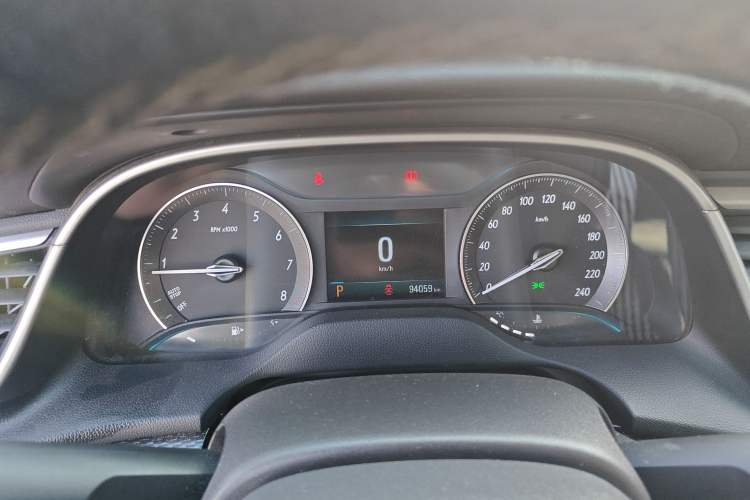 Used Buick GT 2019 18T Automatic Connected Elite Model China VI Standard Instrument Cluster