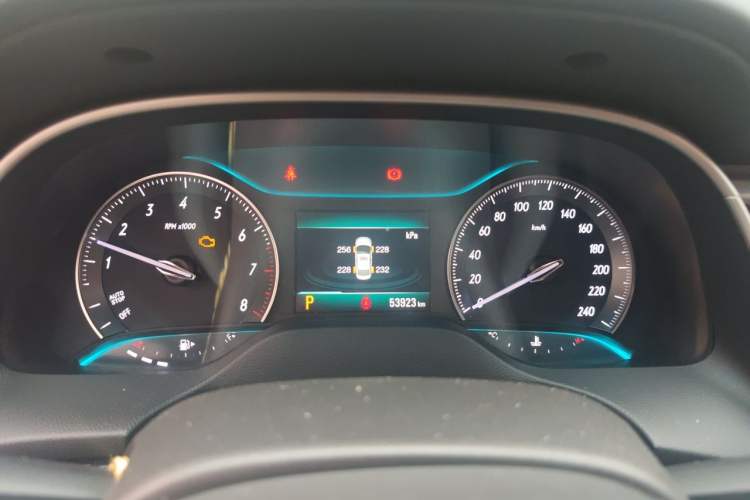 Used Buick GT 2019 15T Dual-Clutch Connected Elite Model China VI Instrument Cluster