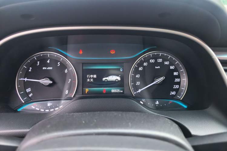 Used Buick GT 2019 15T Dual-Clutch Connected Elite Version China V Standard Instrument Cluster