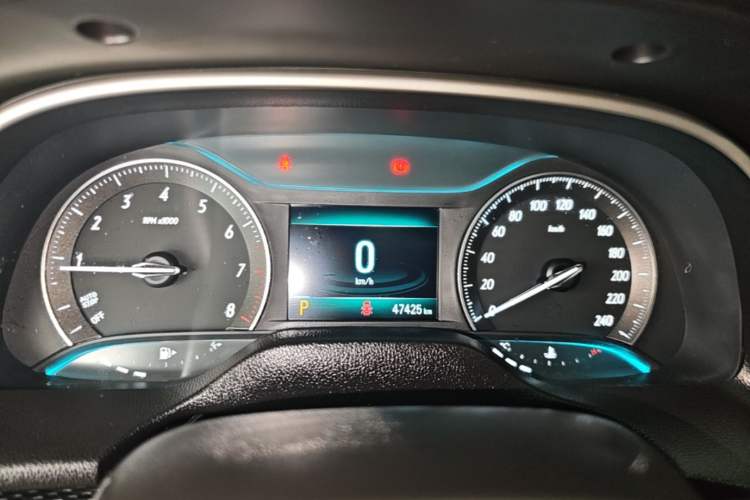 Used Buick GT 2019 15T Dual-Clutch Connected Elite Model China VI Instrument Cluster