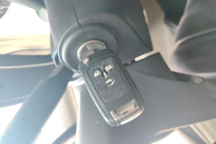 Used Buick GT 2019 15T Dual-Clutch Connected Elite Model China VI Interior 1
