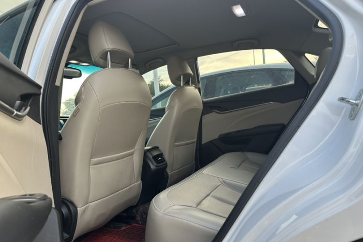 Used Buick GT 2019 15T Dual-Clutch Connected Elite Model China VI Interior 1