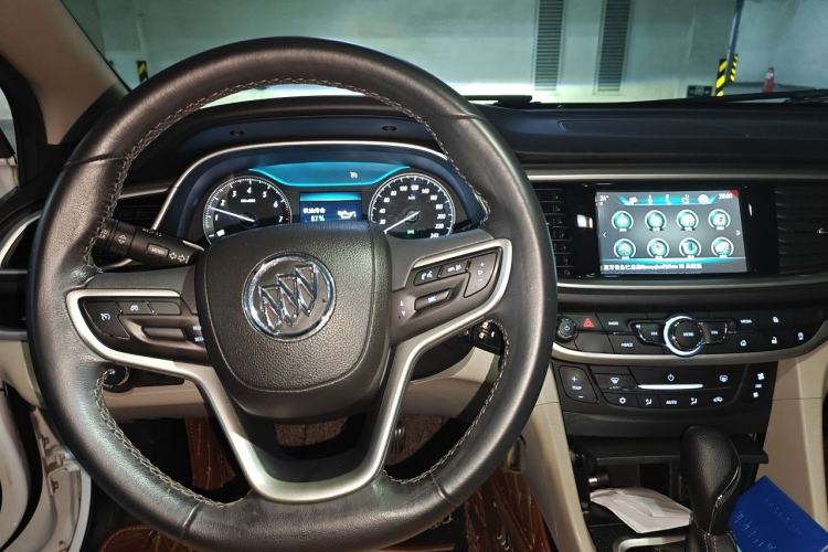 Used Buick GT 2019 15T Dual-Clutch Connected Elite Model China VI Interior 2