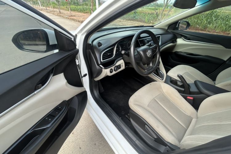 Used Buick GT 2019 15T Dual-Clutch Advanced Version China VI Standard Interior 2