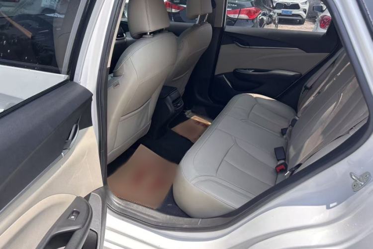 Used Buick GT 2019 15T Dual-Clutch Connected Elite Model China VI Interior 3
