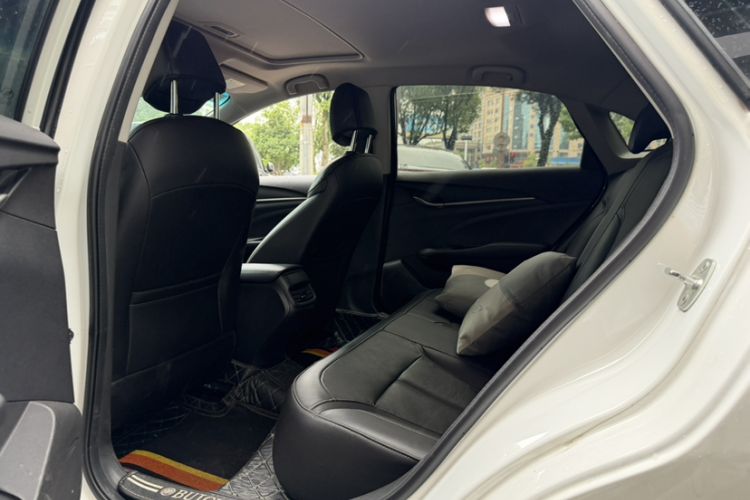 Used Buick GT 2019 18T Automatic Connected Elite Model China V Standard Interior 3