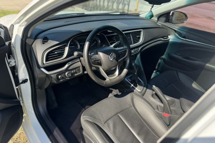 Used Buick GT 2019 18T Automatic Connected Elite Model China VI Standard Interior 3
