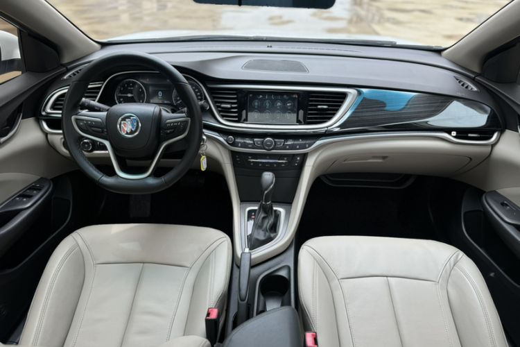 Used Buick GT 2019 15T Dual-Clutch Connected Elite Model China VI Interior 3